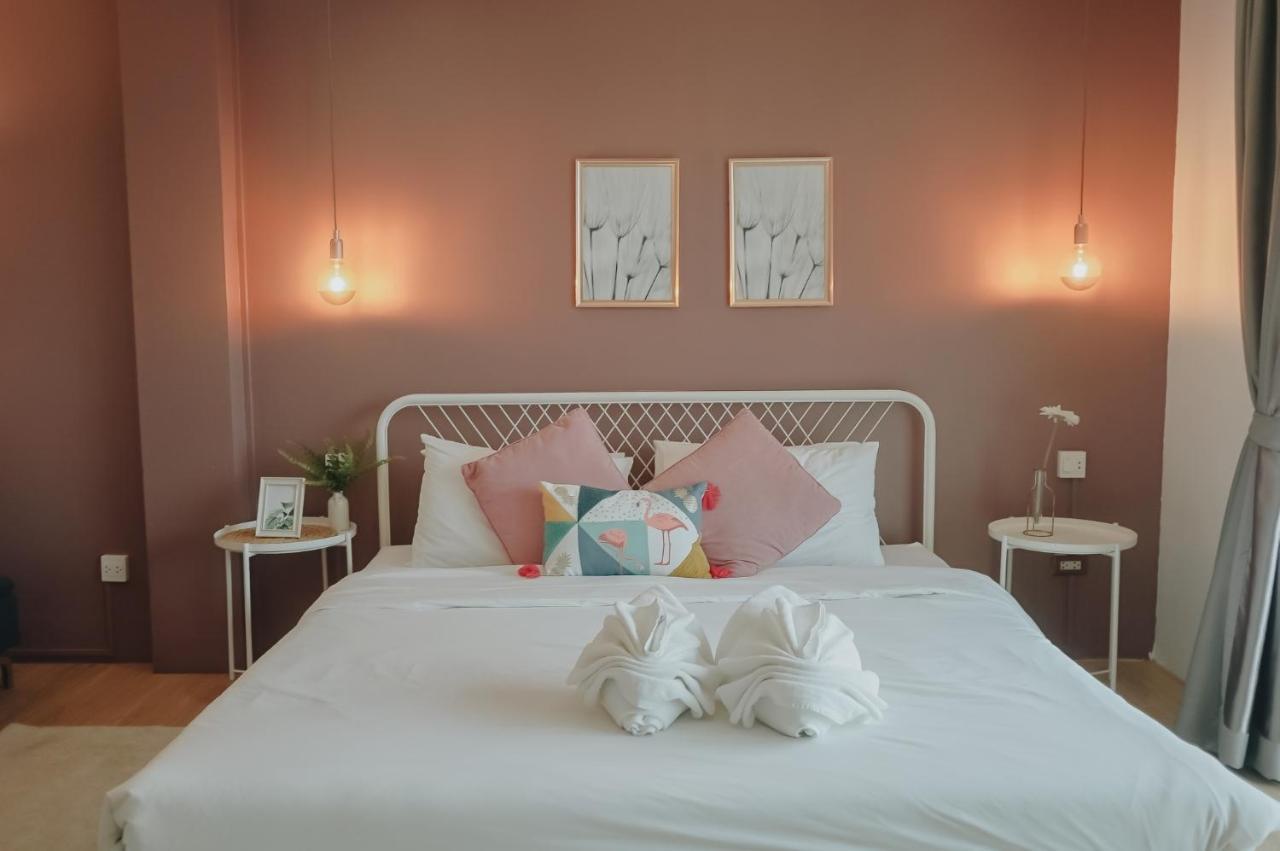 فندق Thira House Karon المظهر الخارجي الصورة