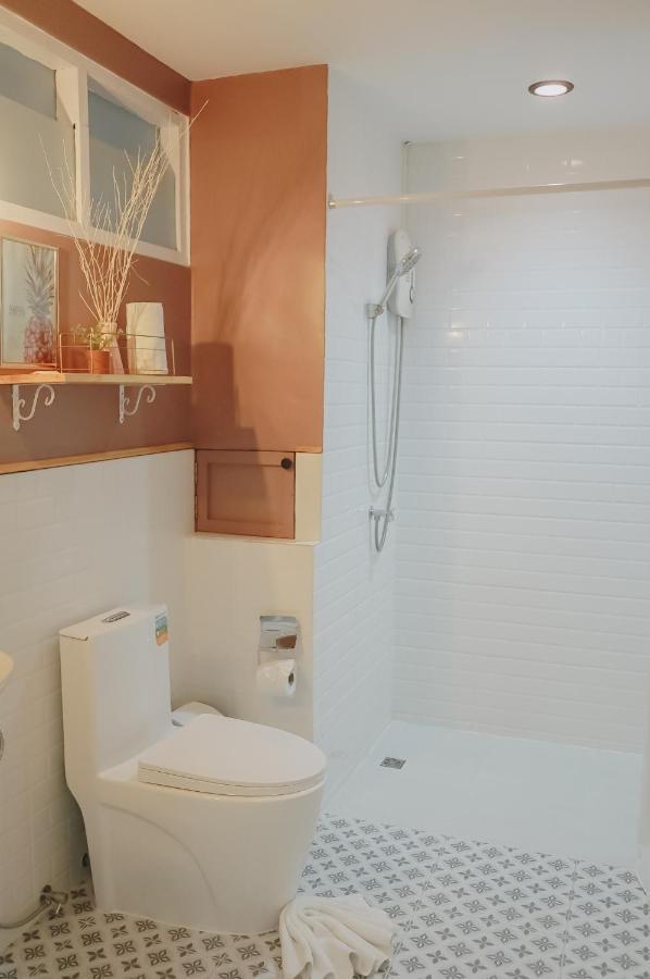 فندق Thira House Karon المظهر الخارجي الصورة