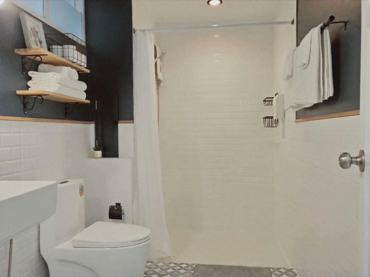 فندق Thira House Karon المظهر الخارجي الصورة